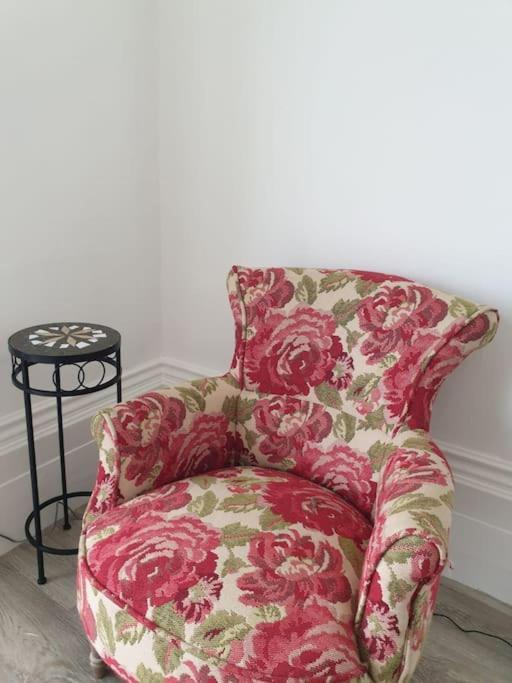 Period Sea View Flat In Hastings Apartment ภายนอก รูปภาพ
