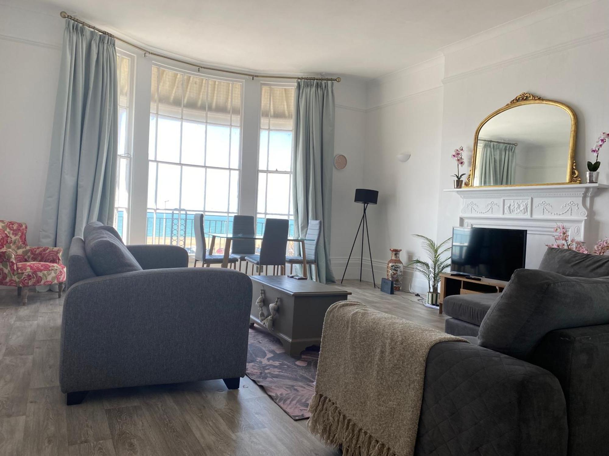 Period Sea View Flat In Hastings Apartment ภายนอก รูปภาพ